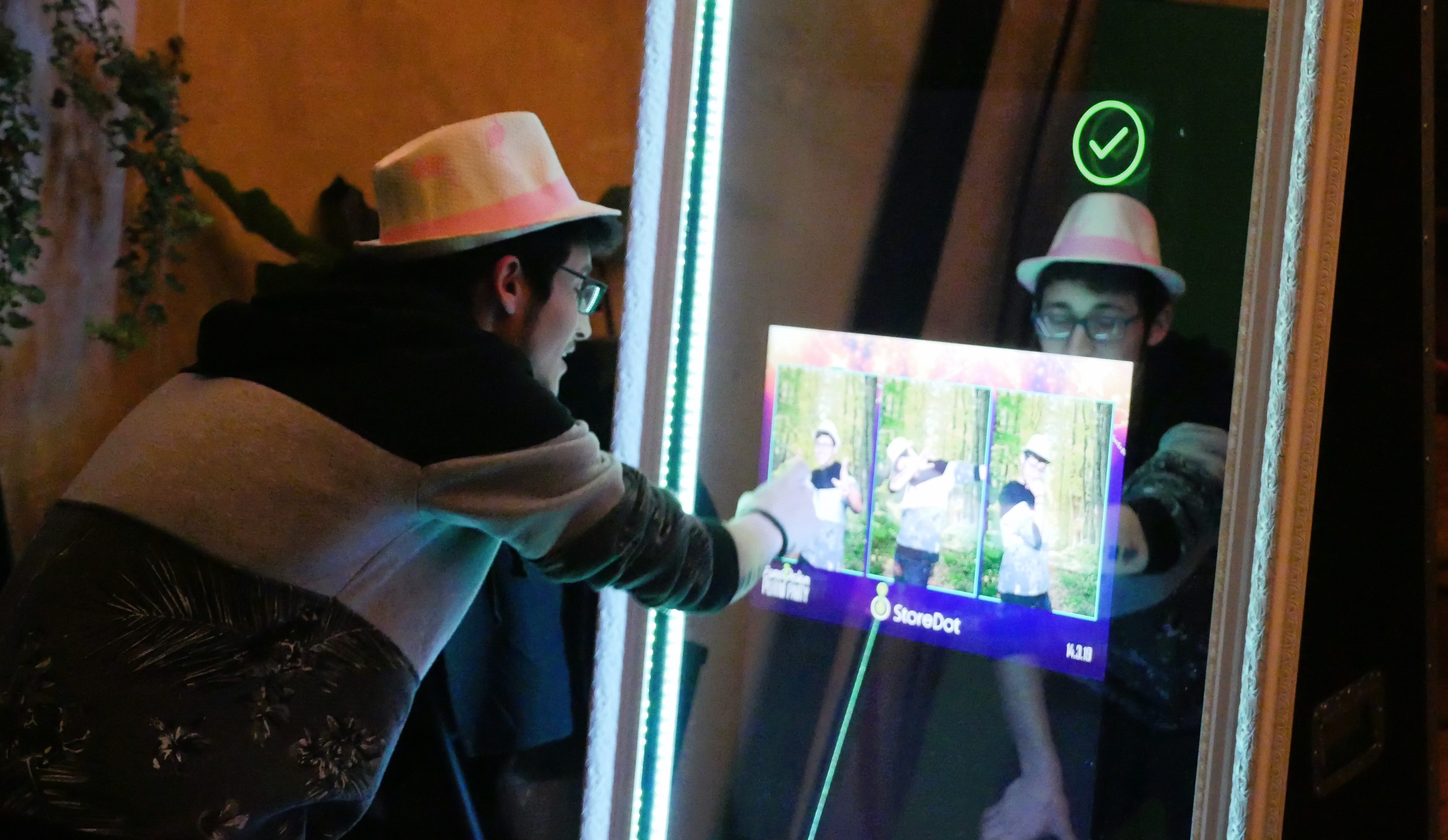 Huntsville 360 Video Booth Rental Company Show Booth Canada